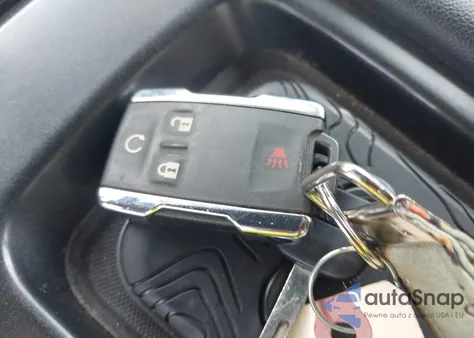 2015 GMC Sierra 1500 Slt z USA, uszkodzony, nr VIN 3GTU2VEC4FG225196